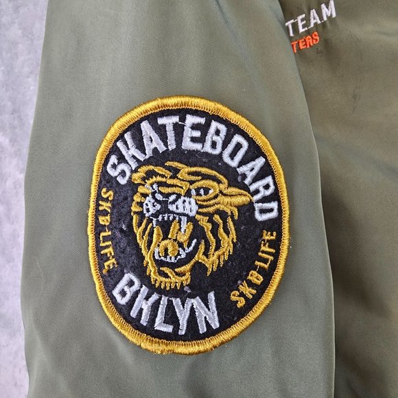 H&M Jacket Girl's 10-12Y Green Skateboard Brooklyn NYC Skaters Full Zip Patches - Picture 6 of 12